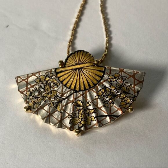 Reed & Barton Vintage Damascene Fan Pendant and Necklace - Picture 2 of 7